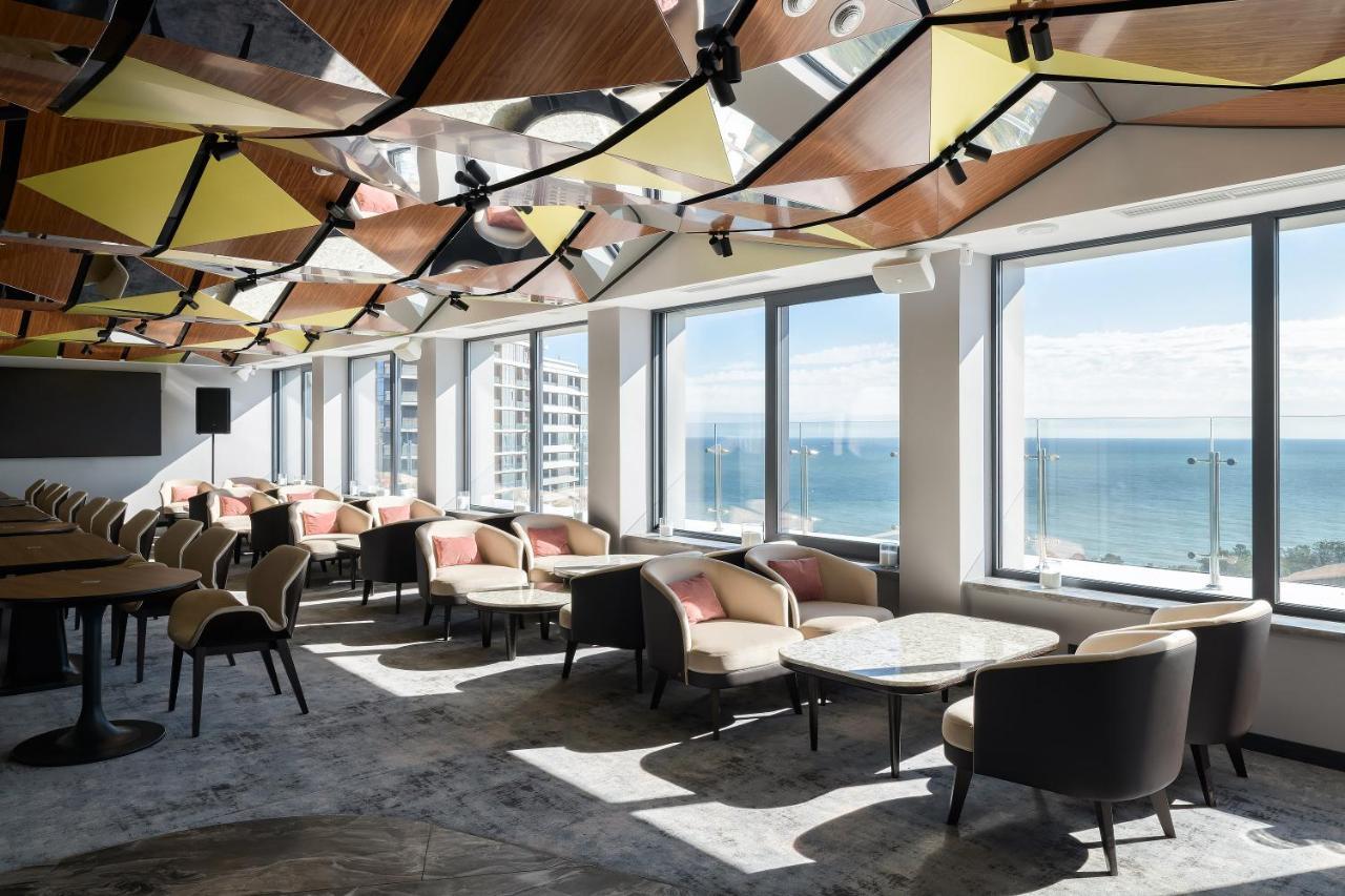Premier Hotel โอเดสซา ภายนอก รูปภาพ The Club at Brisbane International Airport