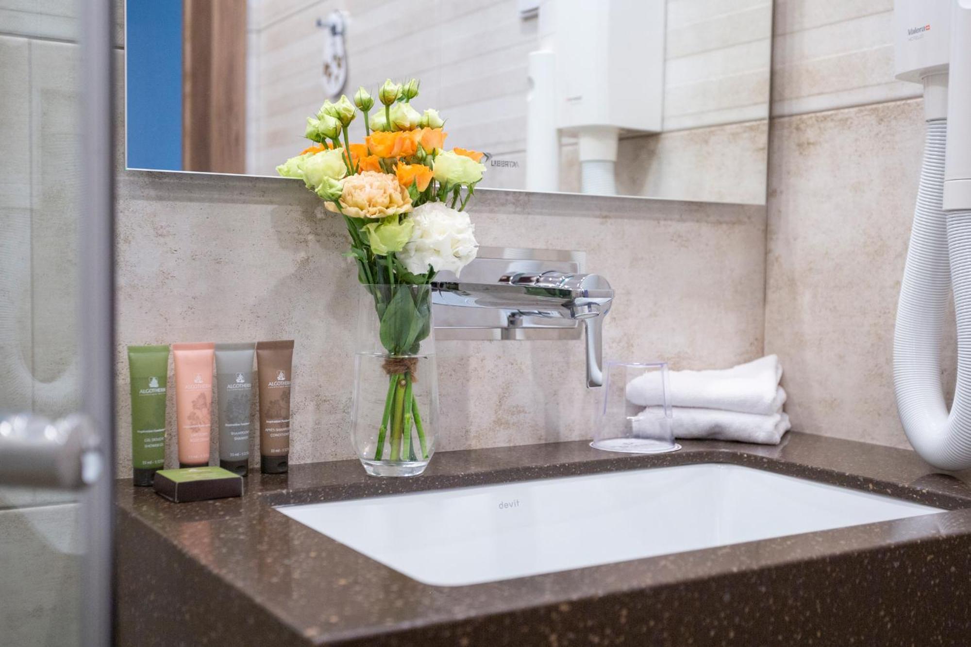 Premier Hotel โอเดสซา ห้อง รูปภาพ Bathroom